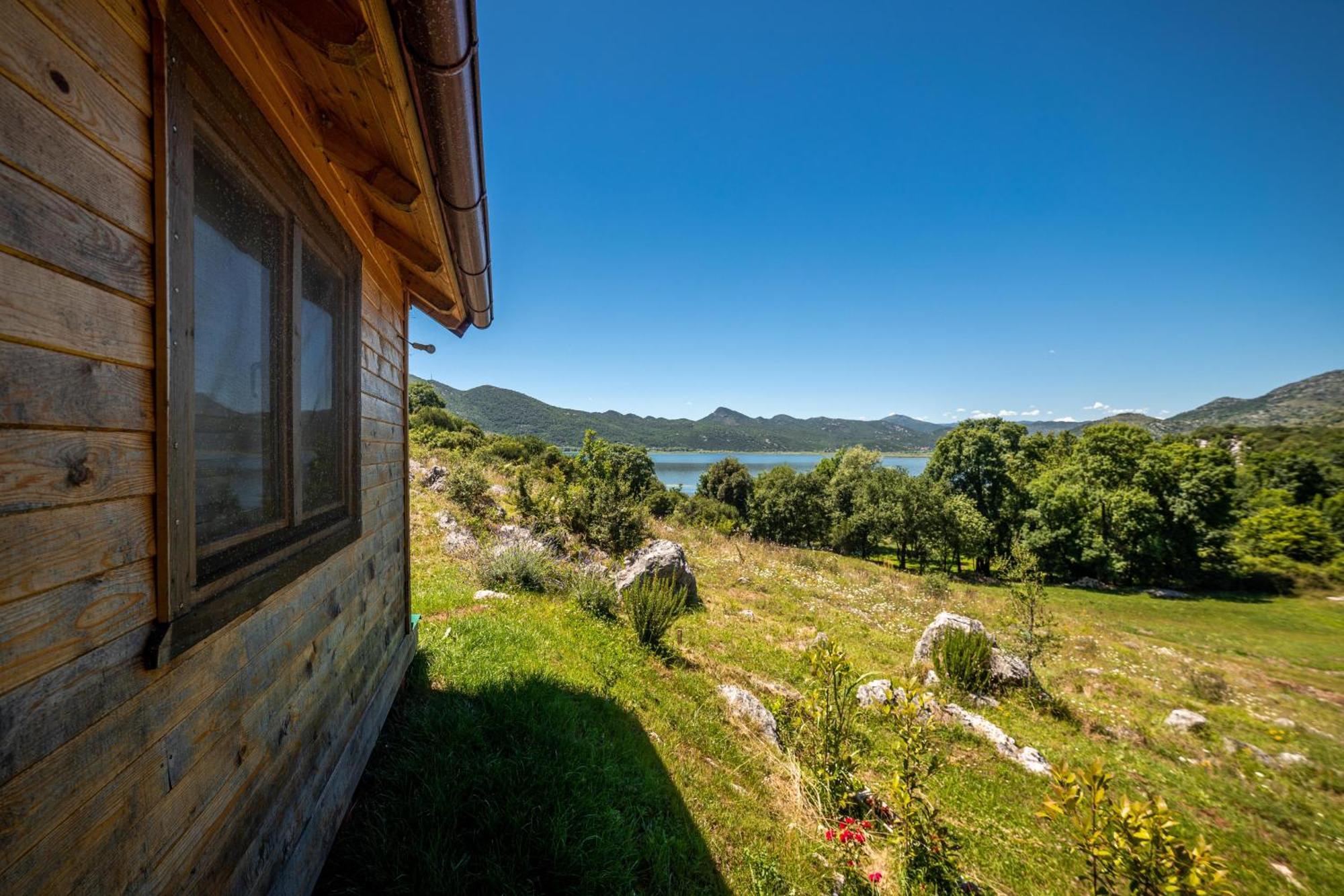 Boljesestre Lake Retreat Golubovci Esterno foto